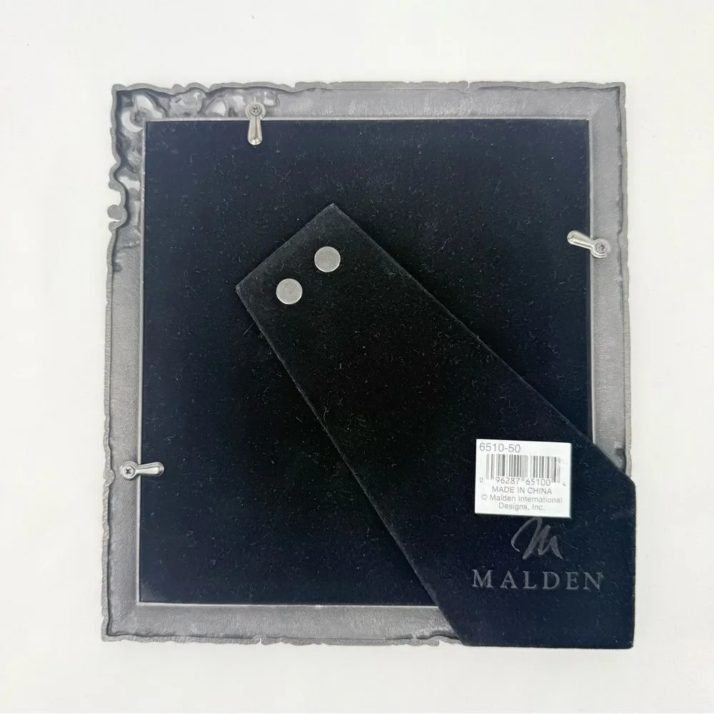 Malden International Designs Set of Two Scroll Design Metal Frames NEW